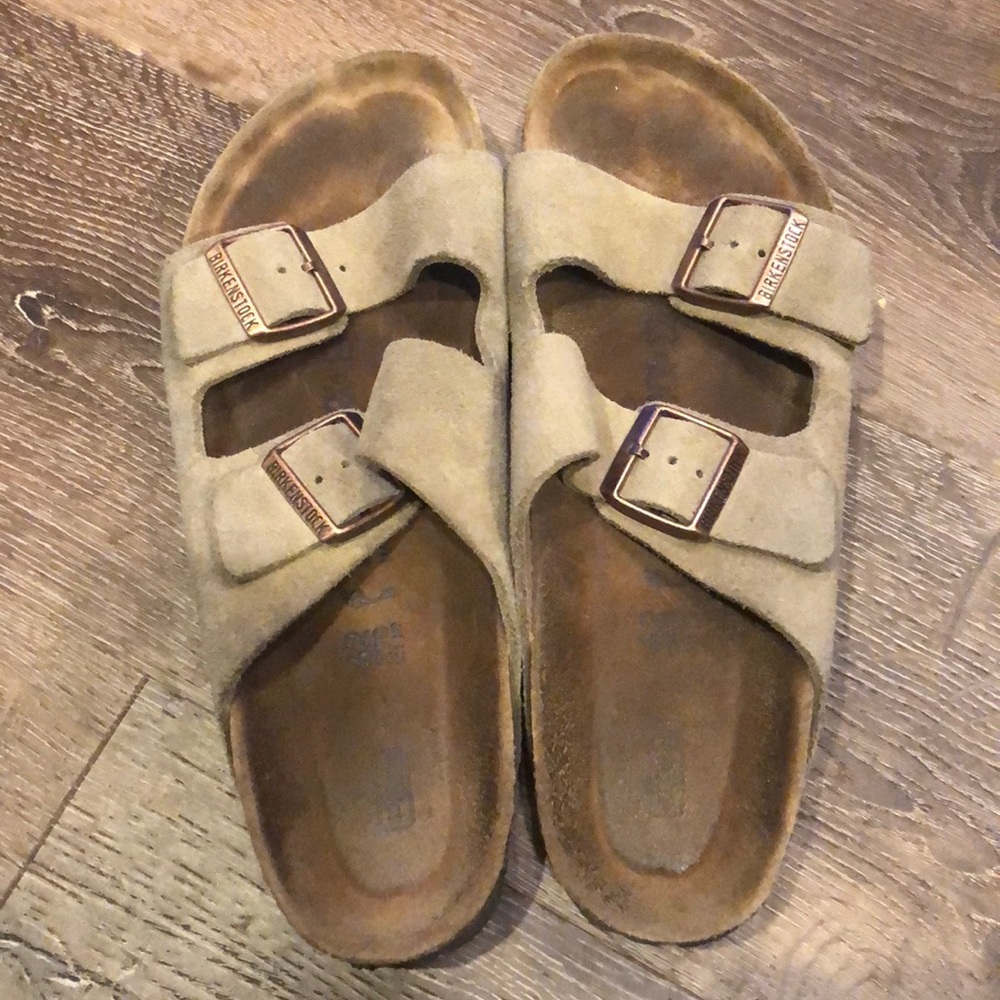 Birkenstock’s Arizona Taupe Size 42 (US 11) Women